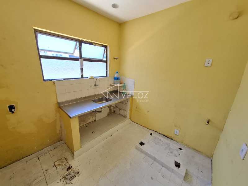 Apartamento à venda com 2 quartos, 105m² - Foto 11