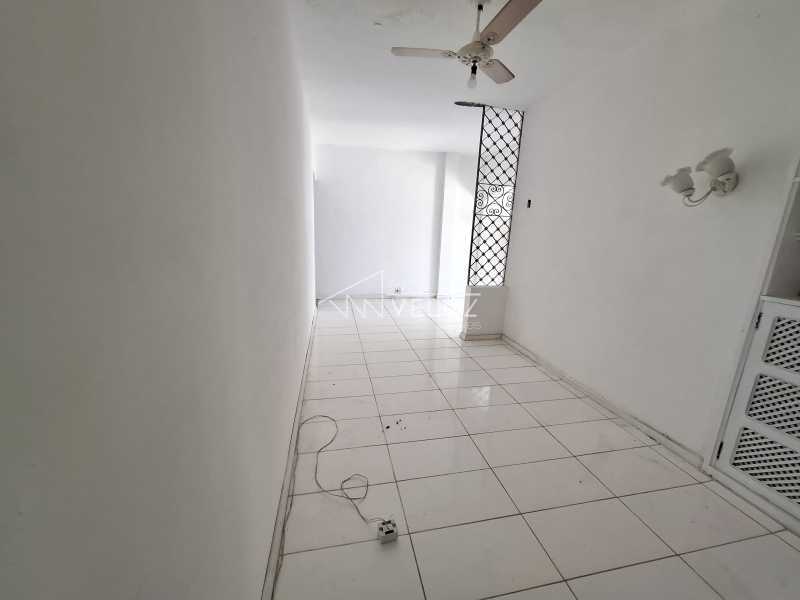 Apartamento à venda com 2 quartos, 105m² - Foto 8