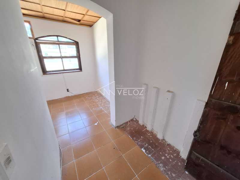 Apartamento à venda com 2 quartos, 105m² - Foto 13