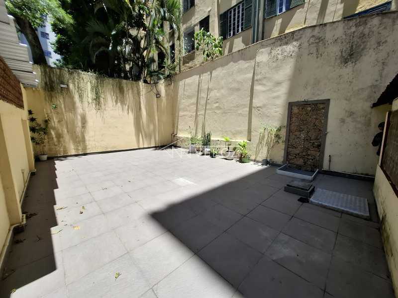 Apartamento à venda com 2 quartos, 105m² - Foto 27