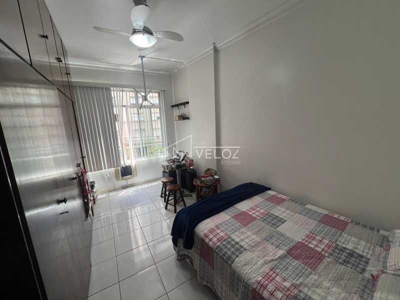 Apartamento à venda com 1 quarto, 50m² - Foto 8