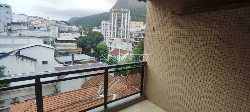 Apartamento à venda com 3 quartos, 91m² - Foto 2