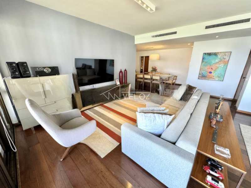 Apartamento à venda com 4 quartos, 227m² - Foto 19