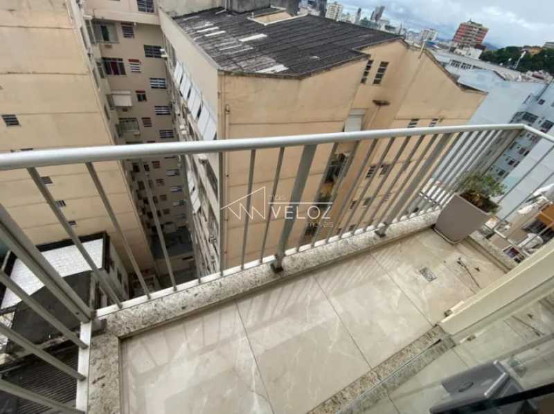 Apartamento à venda com 2 quartos, 68m² - Foto 3