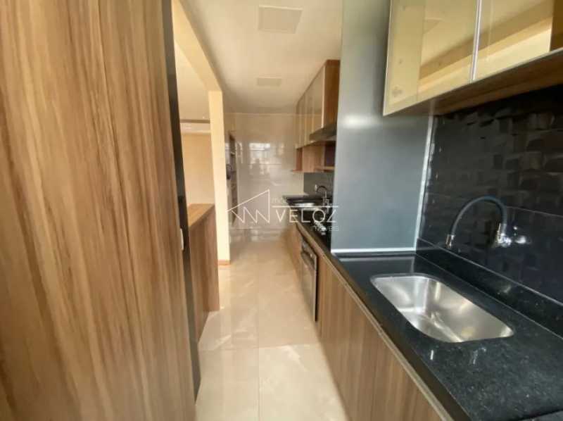 Apartamento à venda com 2 quartos, 68m² - Foto 17