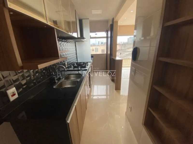 Apartamento à venda com 2 quartos, 68m² - Foto 21