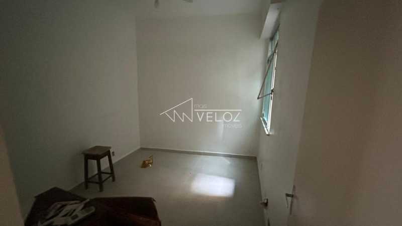 Apartamento à venda com 2 quartos, 72m² - Foto 9