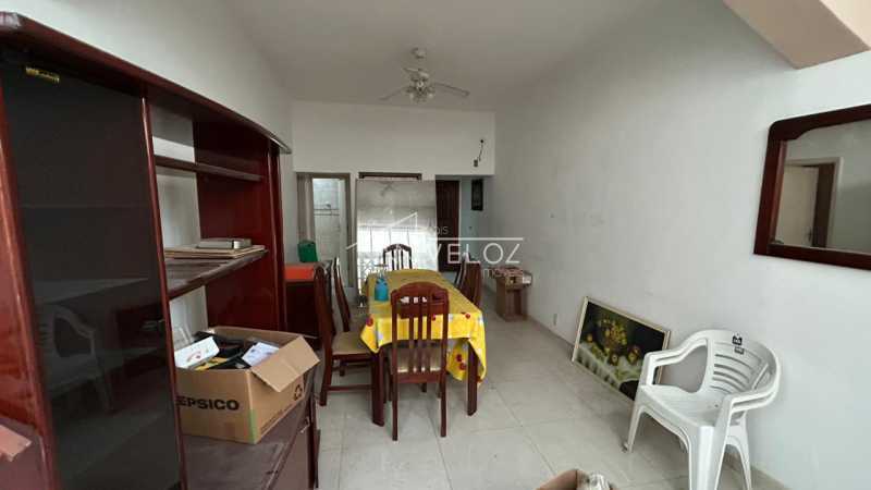 Apartamento à venda com 2 quartos, 72m² - Foto 5