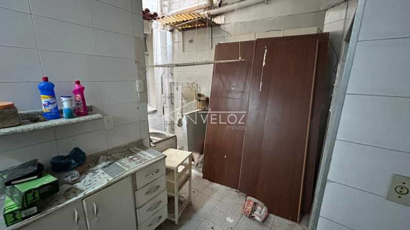 Apartamento à venda com 2 quartos, 72m² - Foto 19