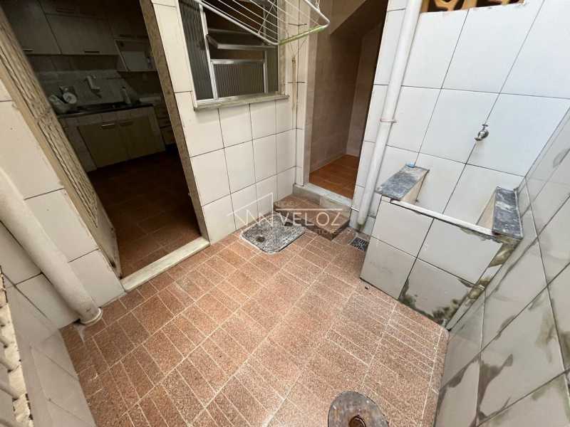 Casa de Vila à venda com 1 quarto, 70m² - Foto 18