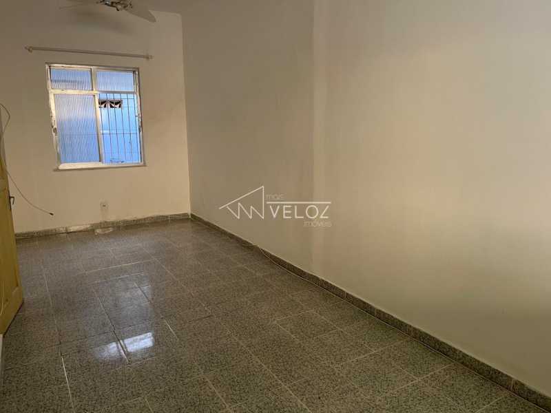 Casa de Vila à venda com 1 quarto, 70m² - Foto 8