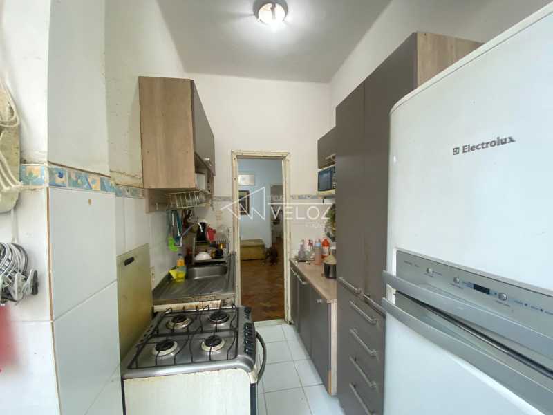 Apartamento à venda com 1 quarto, 40m² - Foto 10