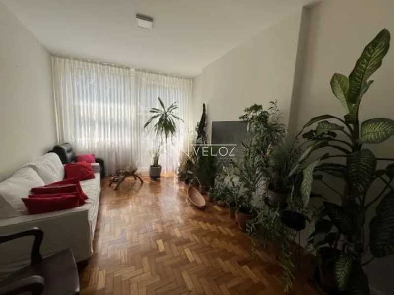 Apartamento à venda com 3 quartos, 108m² - Foto 1