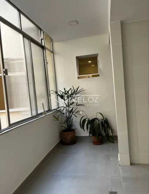 Apartamento à venda com 2 quartos, 66m² - Foto 16