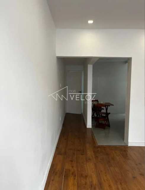 Apartamento à venda com 2 quartos, 66m² - Foto 3