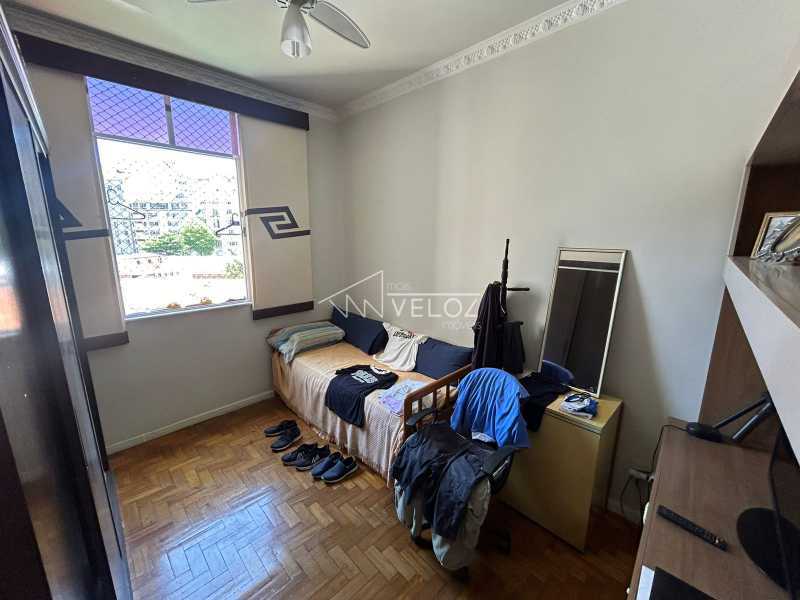 Apartamento à venda com 2 quartos, 72m² - Foto 3