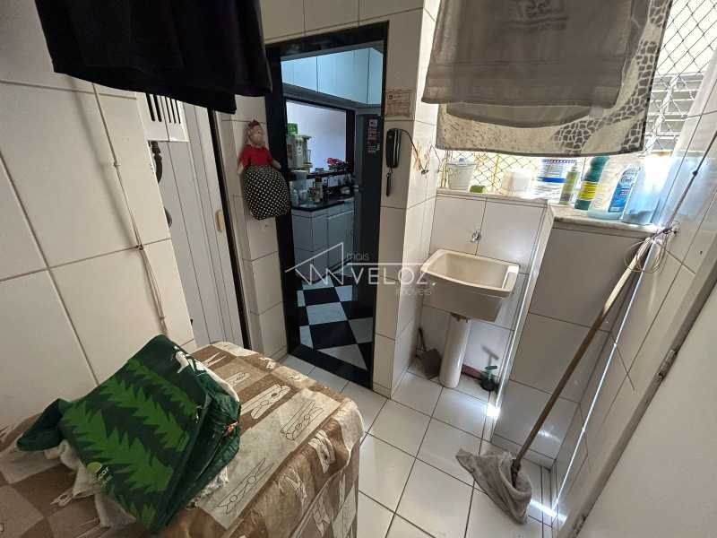 Apartamento à venda com 2 quartos, 72m² - Foto 19