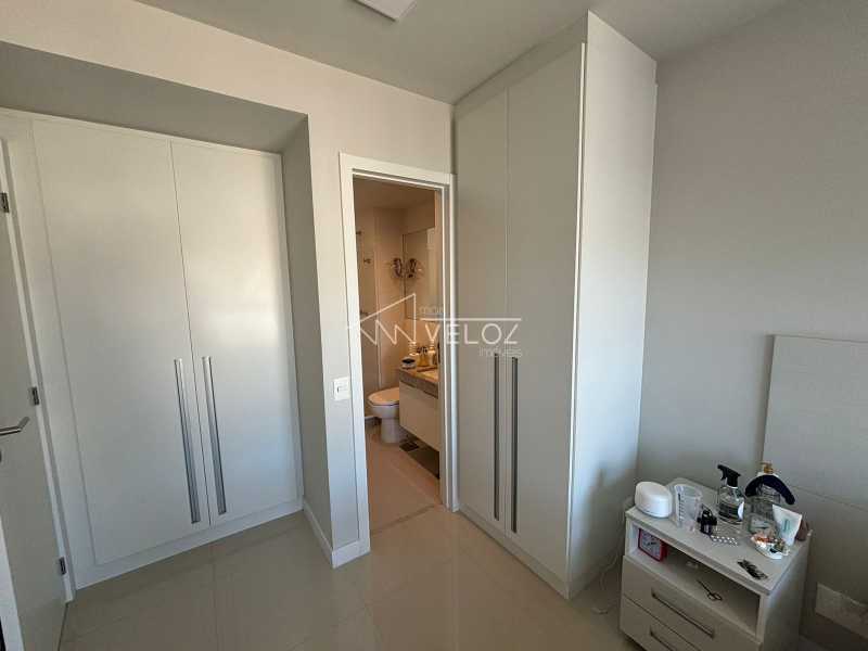 Apartamento à venda com 2 quartos, 75m² - Foto 11