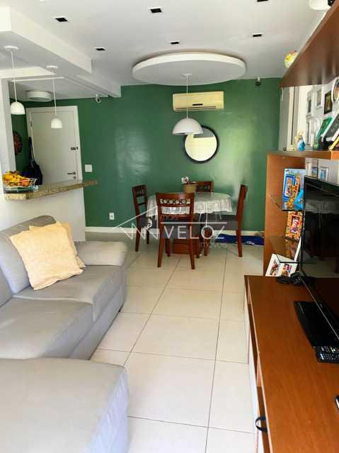 Apartamento à venda com 2 quartos, 79m² - Foto 9