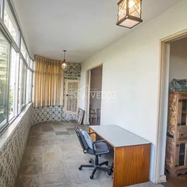 Apartamento à venda com 3 quartos, 244m² - Foto 12