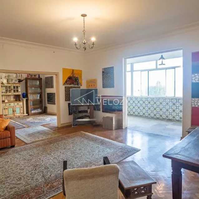 Apartamento à venda com 3 quartos, 244m² - Foto 5