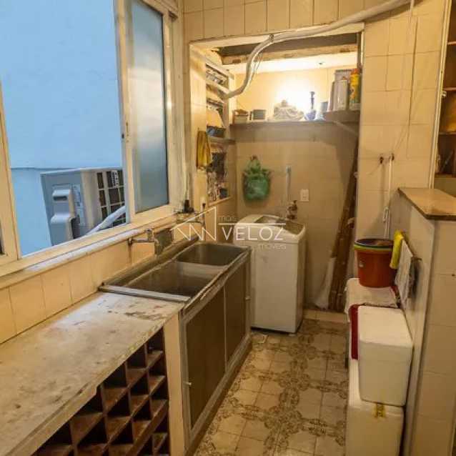 Apartamento à venda com 3 quartos, 244m² - Foto 30