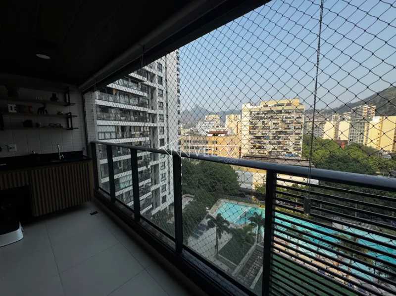 Apartamento à venda com 2 quartos, 74m² - Foto 14