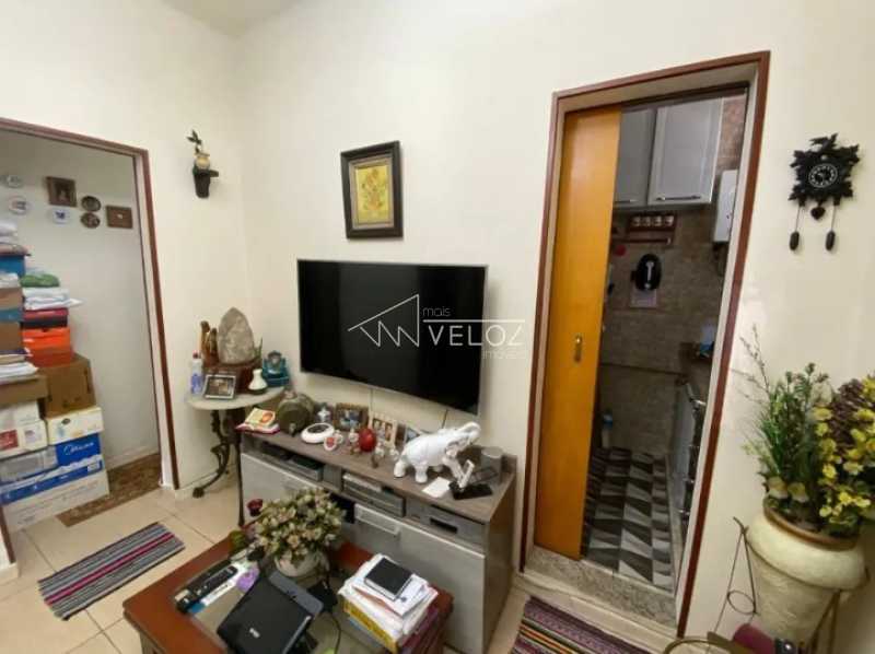 Apartamento à venda com 1 quarto, 33m² - Foto 1