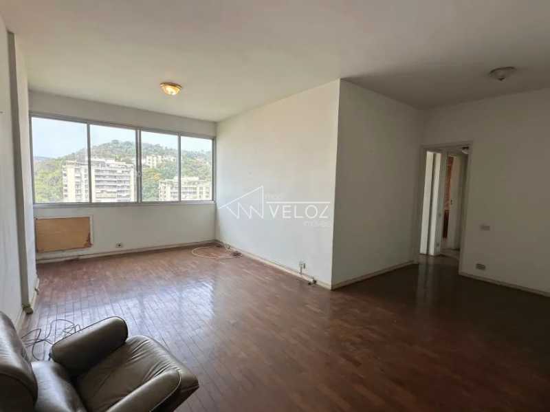 Apartamento à venda com 3 quartos, 118m² - Foto 1