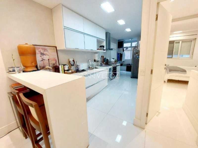 Apartamento à venda com 2 quartos, 85m² - Foto 5