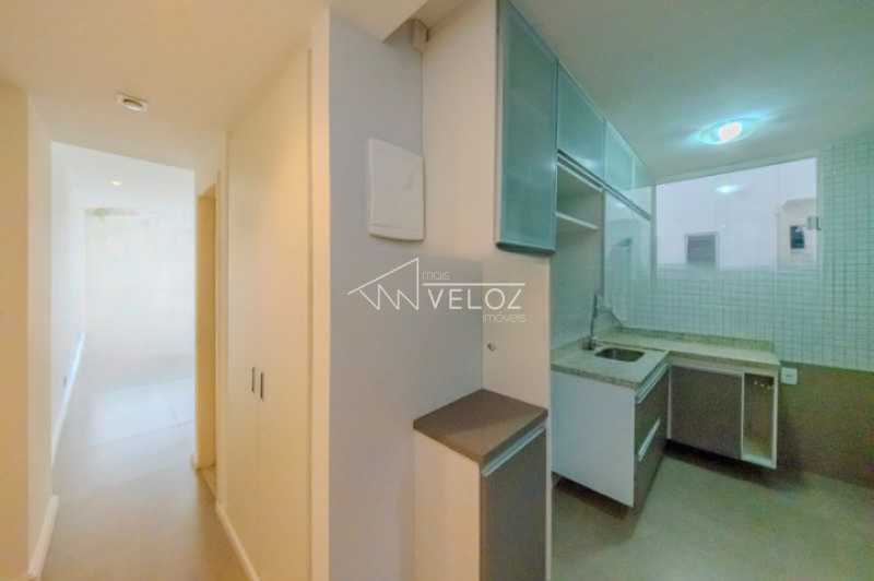 Apartamento à venda com 2 quartos, 69m² - Foto 15