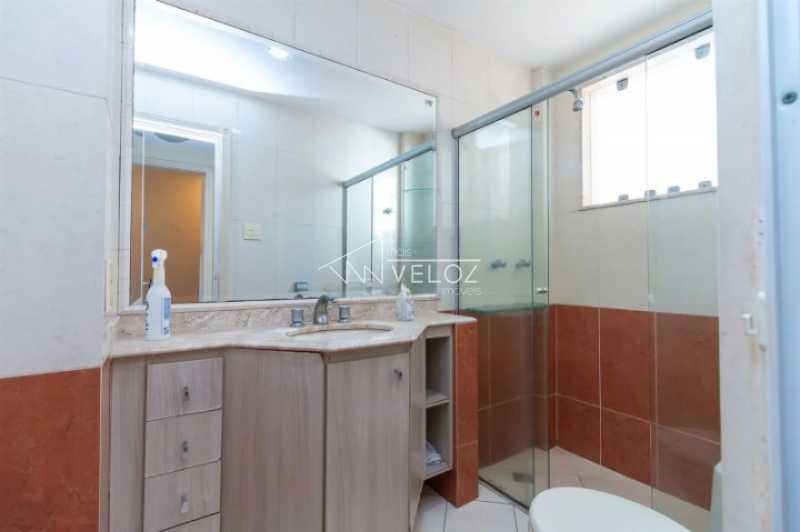 Apartamento à venda com 2 quartos, 70m² - Foto 7