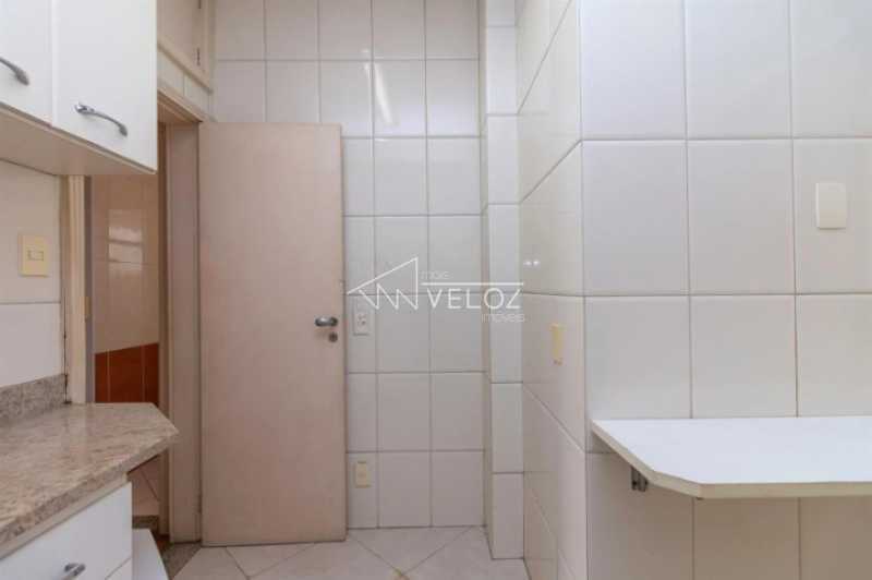 Apartamento à venda com 2 quartos, 70m² - Foto 10