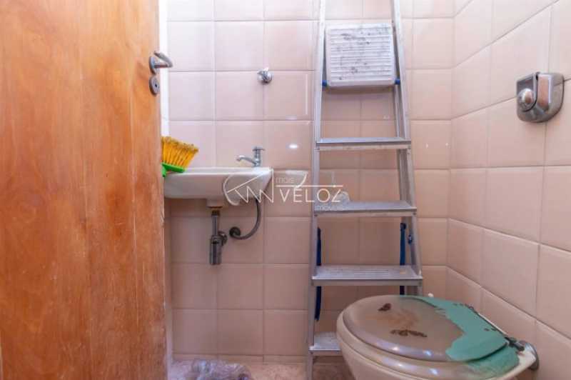 Apartamento à venda com 2 quartos, 70m² - Foto 12