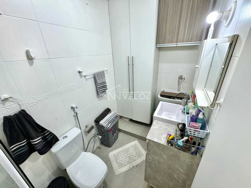 Apartamento à venda com 2 quartos, 60m² - Foto 13