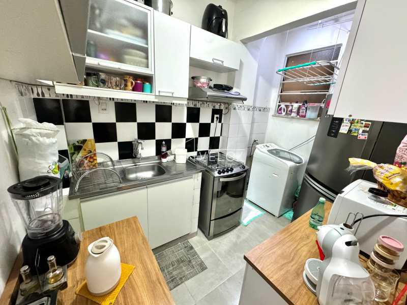 Apartamento à venda com 2 quartos, 60m² - Foto 15