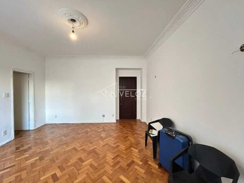 Apartamento à venda com 3 quartos, 130m² - Foto 6