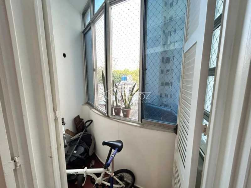 Apartamento à venda com 3 quartos, 130m² - Foto 8