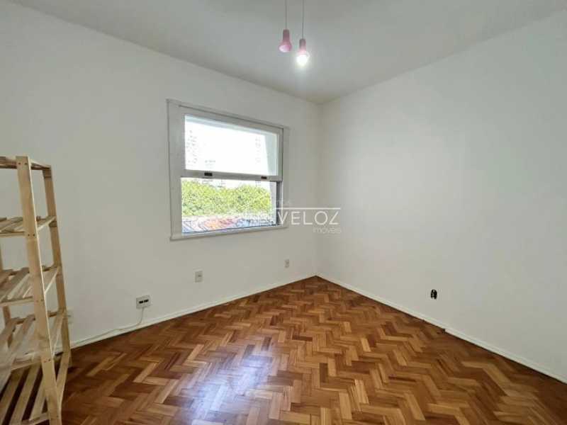 Apartamento à venda com 3 quartos, 130m² - Foto 14