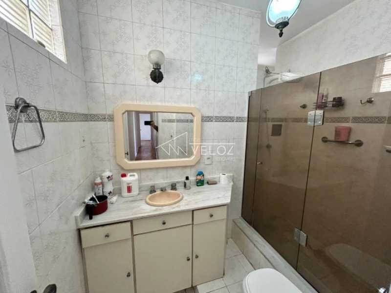 Apartamento à venda com 3 quartos, 130m² - Foto 21