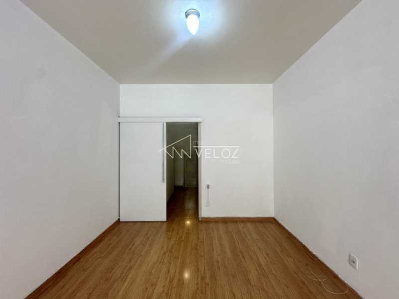 Apartamento à venda com 1 quarto, 55m² - Foto 2