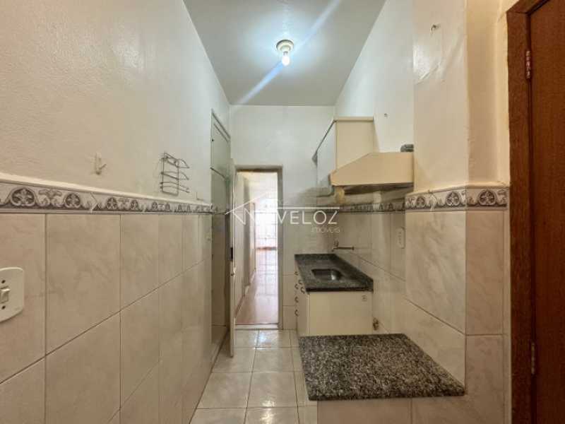 Apartamento à venda com 1 quarto, 55m² - Foto 13