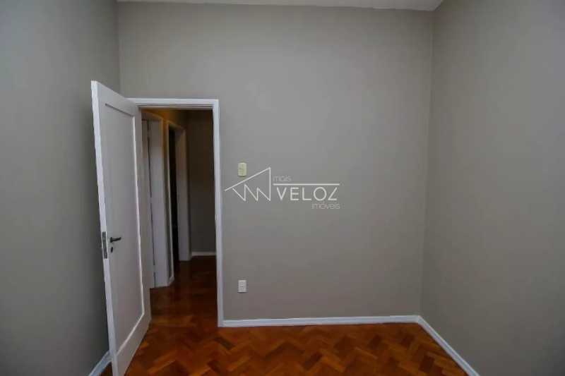 Apartamento à venda com 3 quartos, 105m² - Foto 4