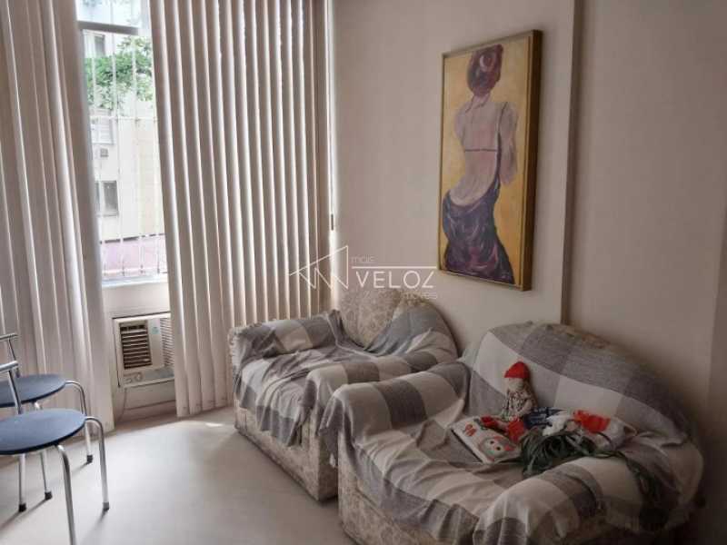 Apartamento à venda com 1 quarto, 42m² - Foto 2