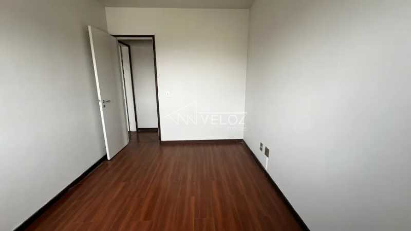 Apartamento à venda com 2 quartos, 83m² - Foto 7