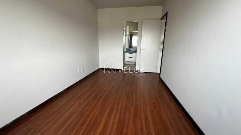 Apartamento à venda com 2 quartos, 83m² - Foto 13