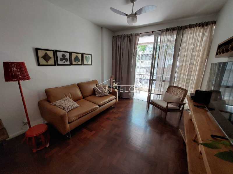 Apartamento à venda com 2 quartos, 90m² - Foto 4