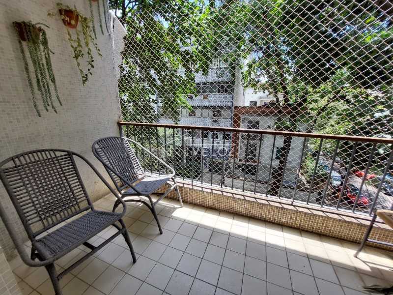 Apartamento à venda com 2 quartos, 90m² - Foto 6