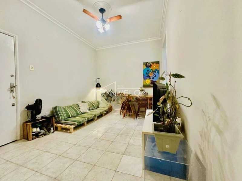 Apartamento à venda com 2 quartos, 52m² - Foto 2