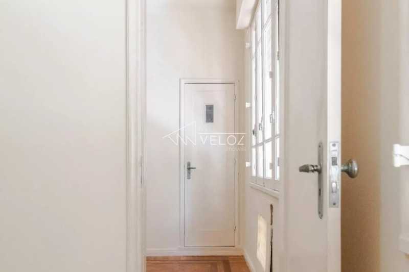 Apartamento à venda com 3 quartos, 157m² - Foto 7